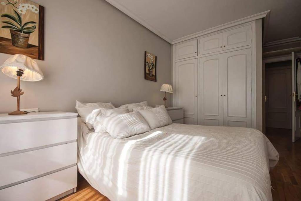 Apartamento + Parking En El Centro De Картахена Екстер'єр фото