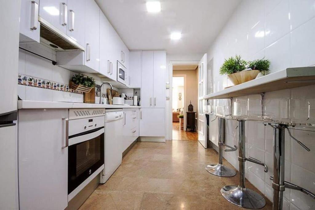 Apartamento + Parking En El Centro De Картахена Екстер'єр фото